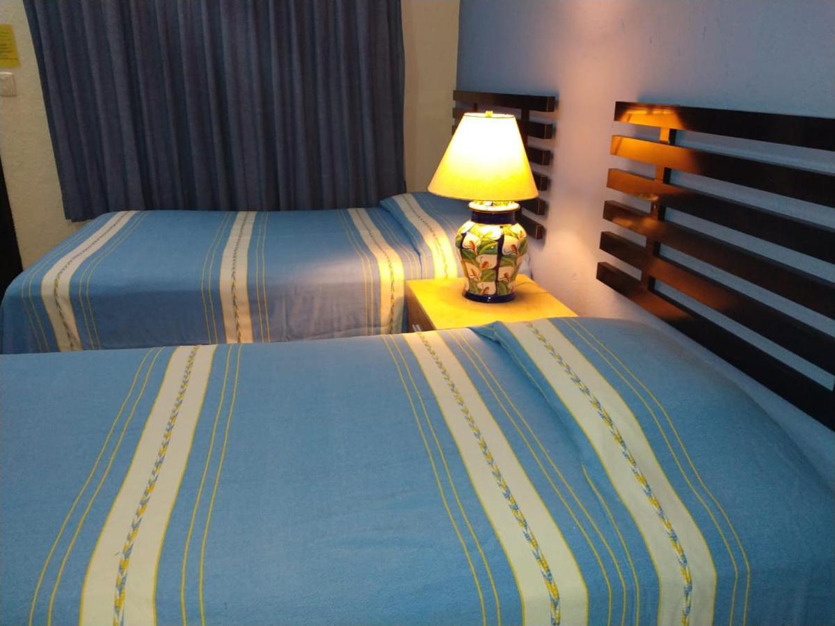 Hotel Pension San Juan Playa del Carmen Bagian luar foto