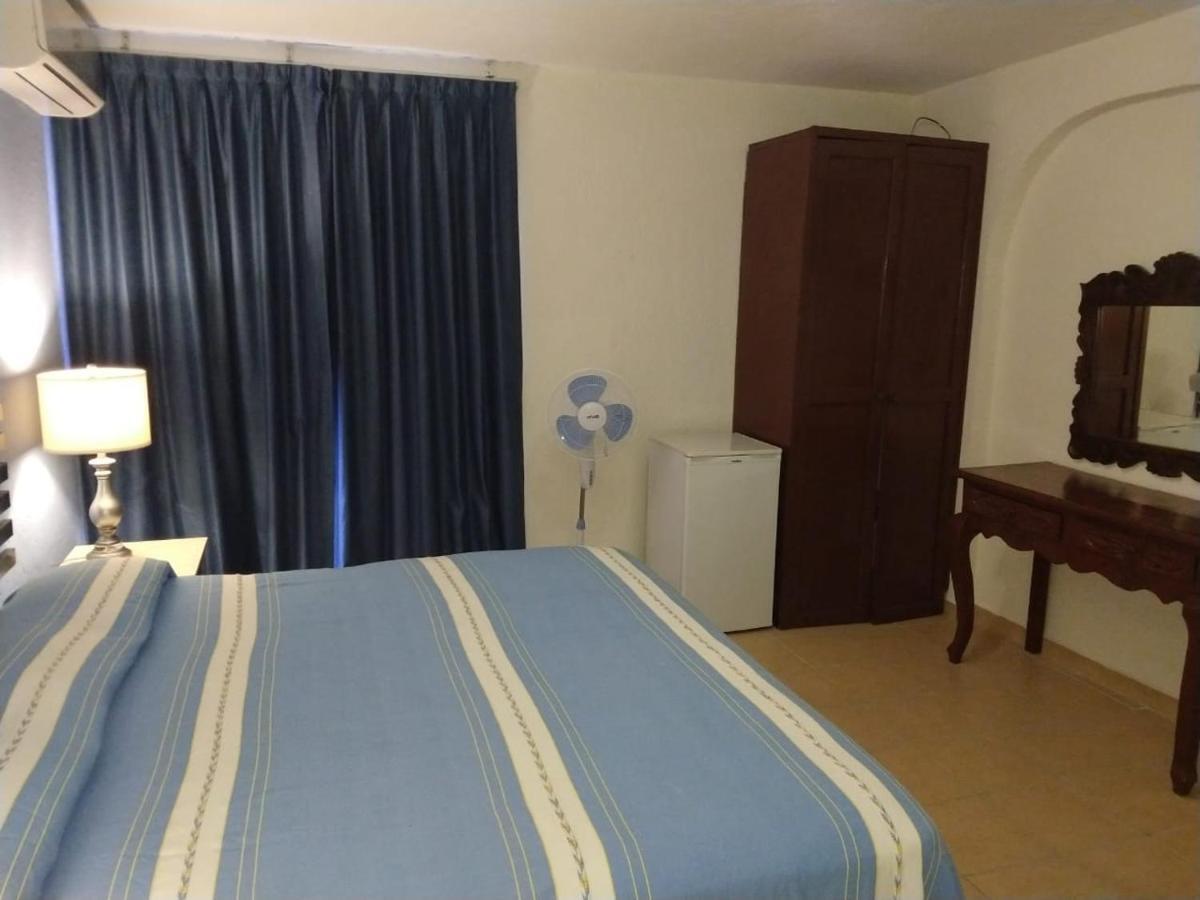 Hotel Pension San Juan Playa del Carmen Bagian luar foto